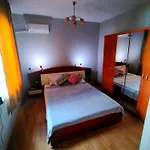 Beachside Center # 3 Daire Varna
