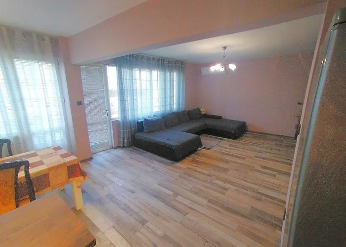 Beachside Center # 3 Varna